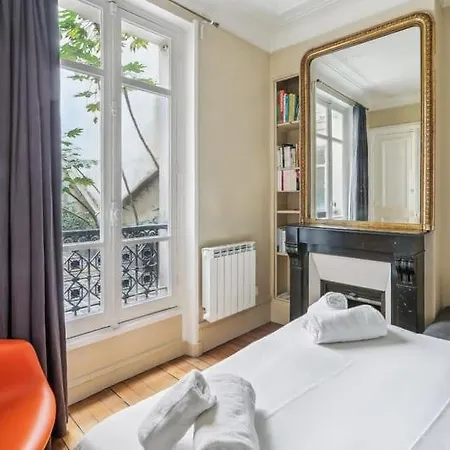 Havre De Paix Pour 4 Pax - Pigalle *