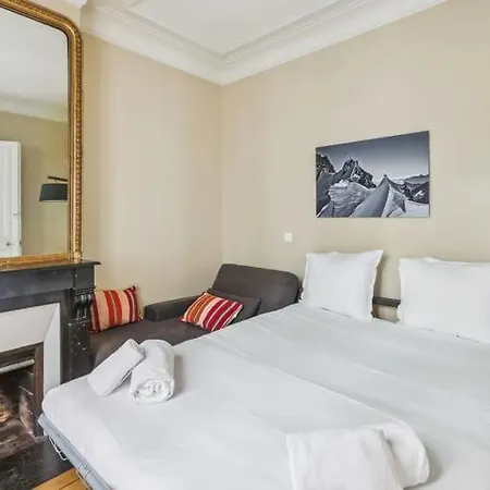 Havre De Paix Pour 4 Pax - Pigalle Paris